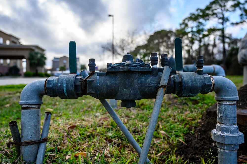 backflow prevention device backflow prevention device
